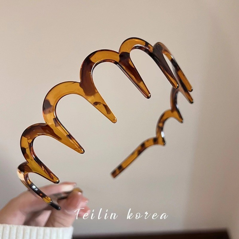 Cài Tóc Sóng Rộng Vành HÀM CÁ MẬP màu trong suốt tiện lợi khi trang điểm - Ảnh 2