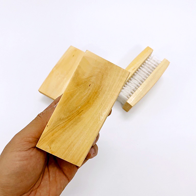 Bàn Chải Giặt Quần Áo, Chà Chân Cán Gỗ Tiện Lợi - Ảnh 4